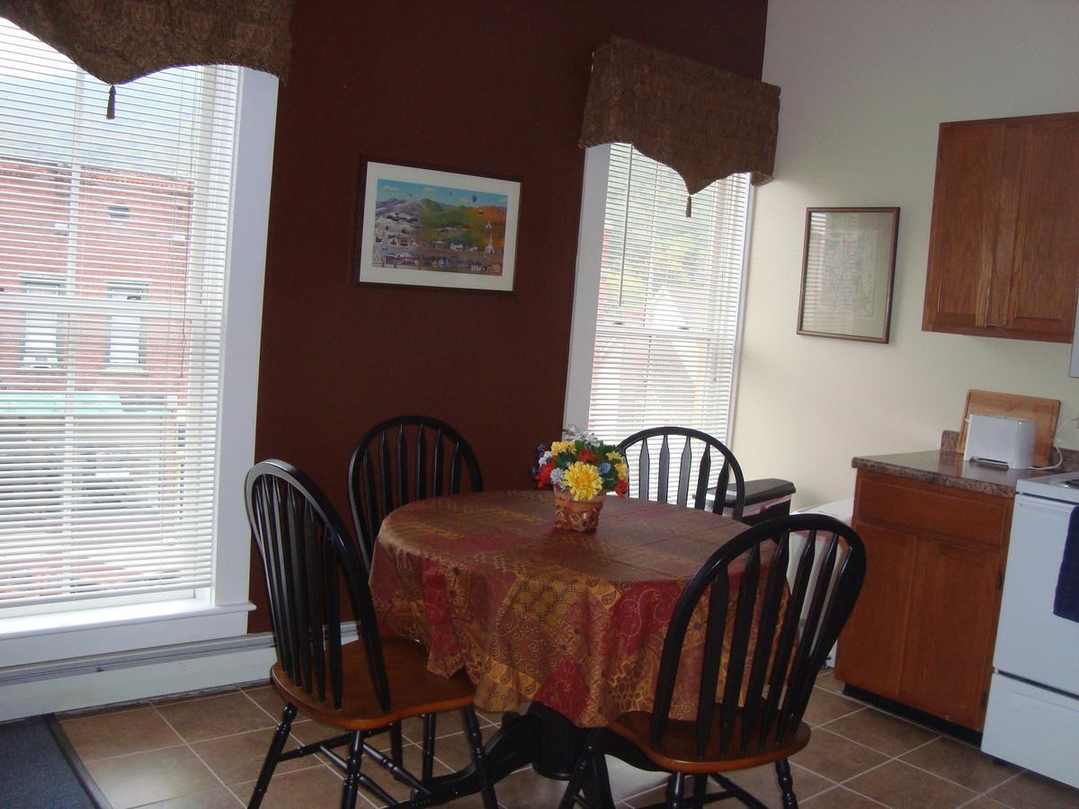 Bristol Suites Extérieur photo